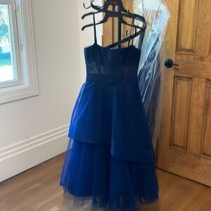 BCBG MAXAZRIA CORSET TIERED EVENING DRESS in Blue Size 2